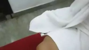 Slim Desi courtesan with perky XXX tits ready for fun with client