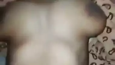 Pervert fucks his stepsister’s hairy pussy in desi MMS