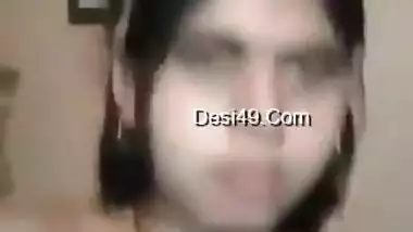 Lewd Desi gets rid of clothes and pours water on curvy XXX body