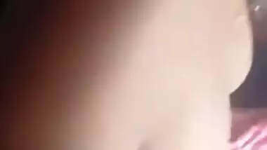 Sweet teen Indian flashes her full XXX tits with brown sex nipples