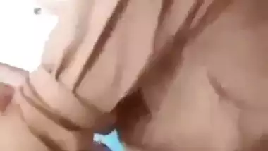 Pathan fucks his neighbor’s wife in Pakistani sex MMS