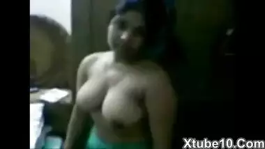 Sucking hot tamil girl’s big boobs in forest