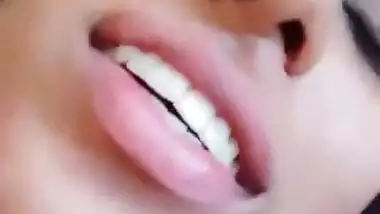 Hardcore ramming of an 18-year-old girl in the xxx MMS