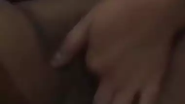 Home Alone Bhabhi Self Fingering Pussy And Pressing Boobs