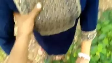 බැන්කුවෙ කෑල්ලව කැලේට ඇද්ද...