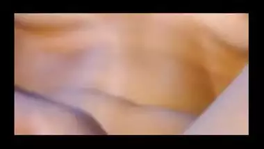 Desi sex blog presents gorgeous girl masturbation front of cam