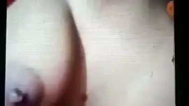 Girlfriend virgin boobs and pussy showing MMS