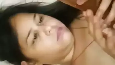 Fatafat desi with sexy fat pussy captured nude
