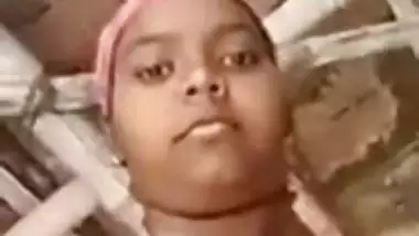 Dehati desi boudi from Bangladesh exposing natural nude figure