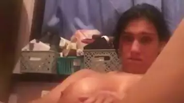 Nude MMS of a horny girl fucking her pussy with a dildo