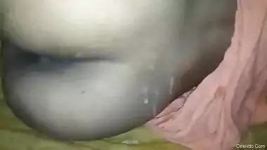 Amita Bhabhi fucked from behind & taking Cum on ass