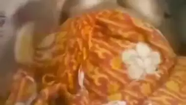 Unsatisfied Muslim Desi XXX wife showing her sexy assets