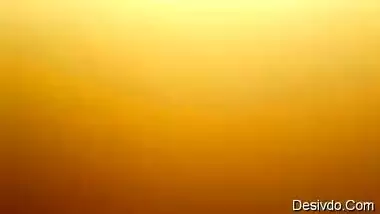 Desi Beauty Teen Babe Nude Selfie