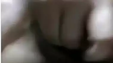 Desi bhabi Nishi Solo Pussy Play.