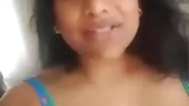 desi bhabhi sending hot selfie to hubby showing her mega huge milk tanks