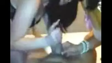 Fsiblog – Desi guy with videsi escorts