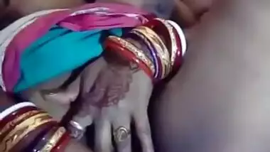 Horny Bhabi Masturbating With Brinjal (Updates)