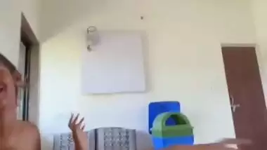 18-year-old girl’s HD sex licking a chocolate