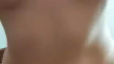 عربي يمارس مع أمه الاروربية