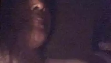 Karachi Couple At Clifton Beach Getting Naughty...