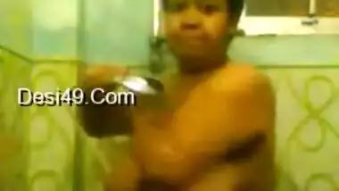 Sex goddess from India goes to shower and washes her wonderful body