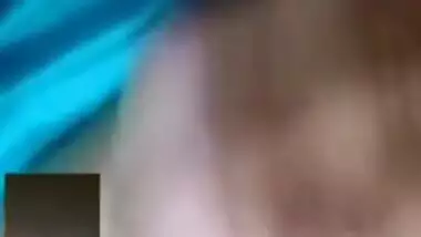 Today Exclusive- Horny Varsha Bhabhi Showing Her Boobs And Pussy On Video Call Part 1