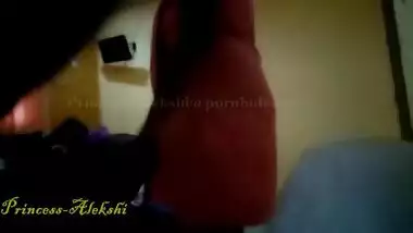 Desi cute girl in Hotel Room
