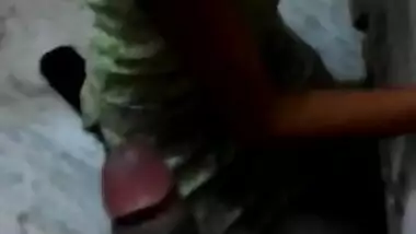 getting sucked by delhi girl