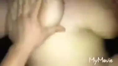 گاییدن واقعی یواشکی مادر زن تپلم نصف شب که همه خوابن، از دخترش بهتر کوس میده عاشقشم اکرم کصو جونم 